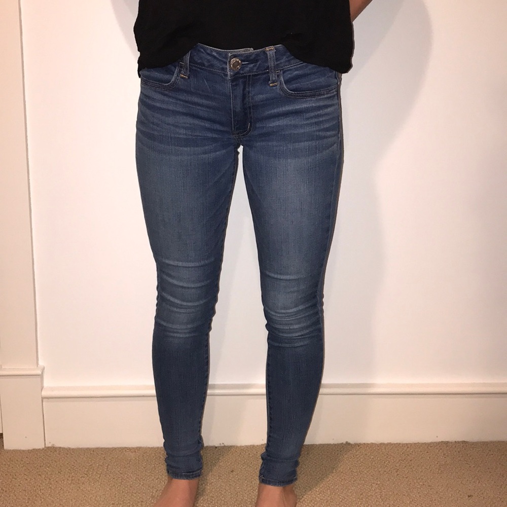 American Eagle Medium Wash Jeans